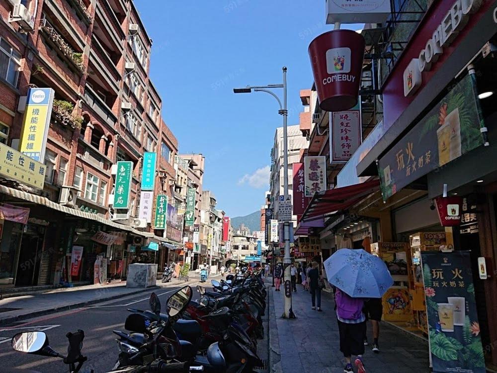 淡水老街歡樂便利民宿 Tamsui Exterior photo